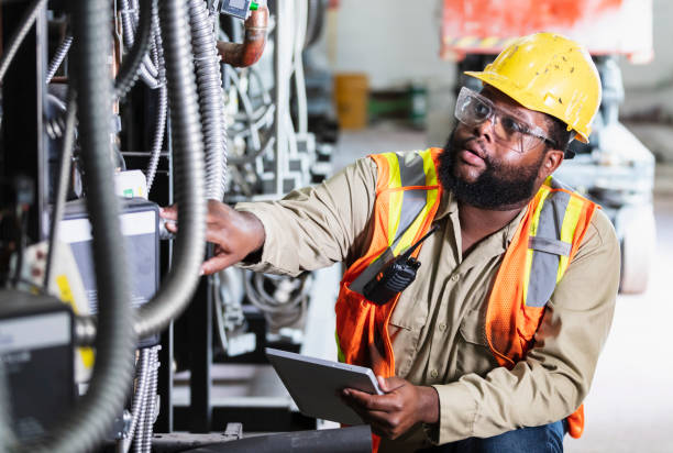 Best Licensed Electrician  in Santa Clarita, CA